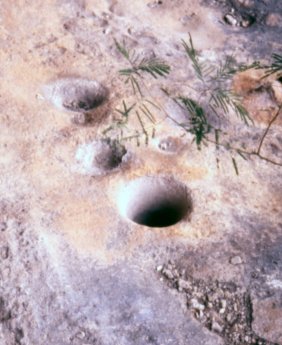 Metates